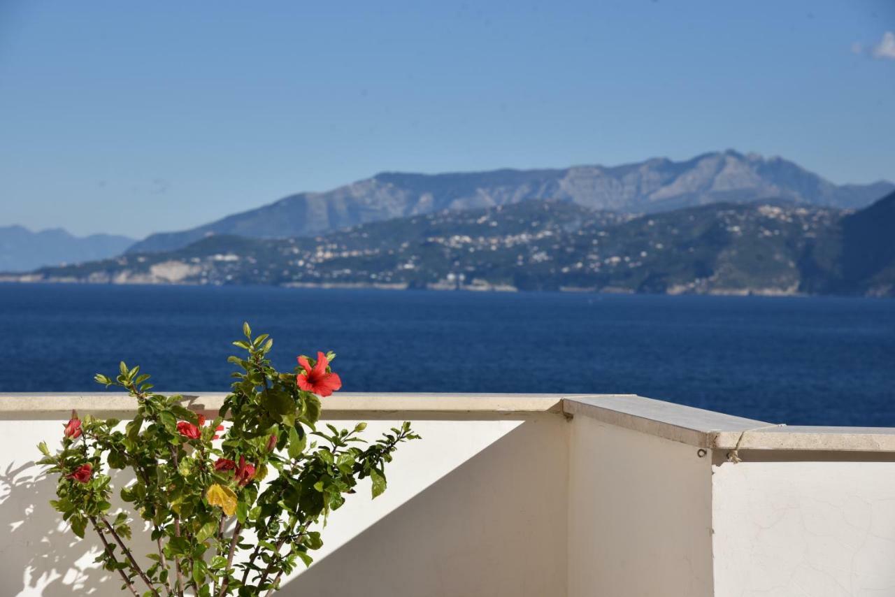 B&B Punta Vivara Capri Exterior foto